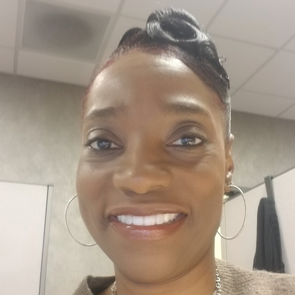 Meet your Posher, Mary - Picture 1 of 1